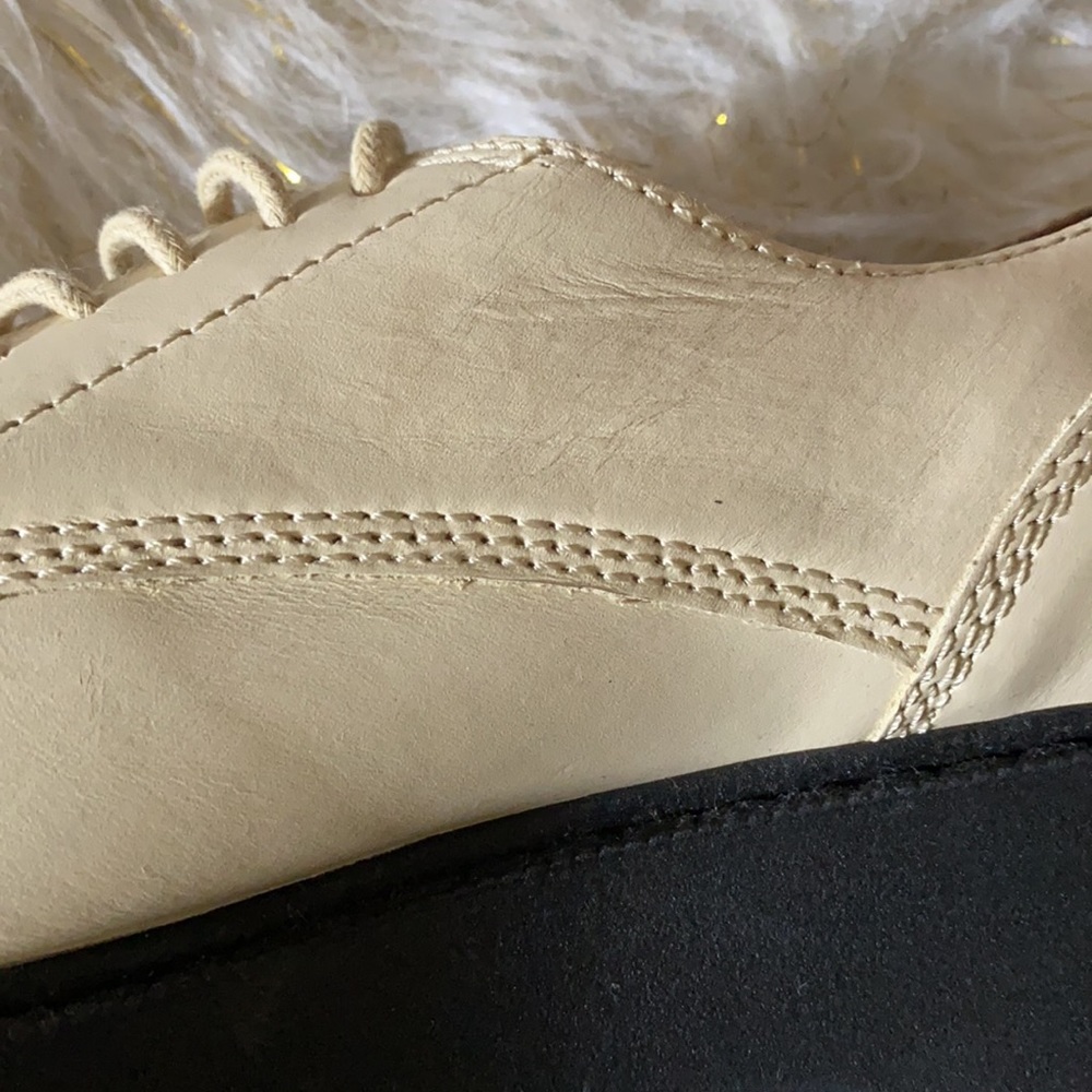 ZARA Low Heeled Leather Derby Shoes Off-White - Picture 9 of 10